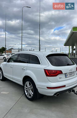 Внедорожник / Кроссовер Audi Q7 2015 в 