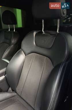 Внедорожник / Кроссовер Audi Q7 2020 в 