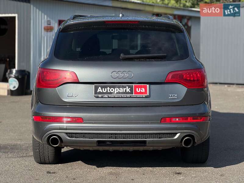Внедорожник / Кроссовер Audi Q7 2010 в Киеве