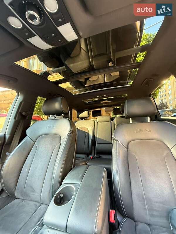 Внедорожник / Кроссовер Audi Q7 2012 в Киеве