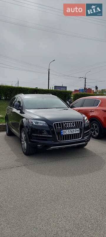 Внедорожник / Кроссовер Audi Q7 2012 в 
