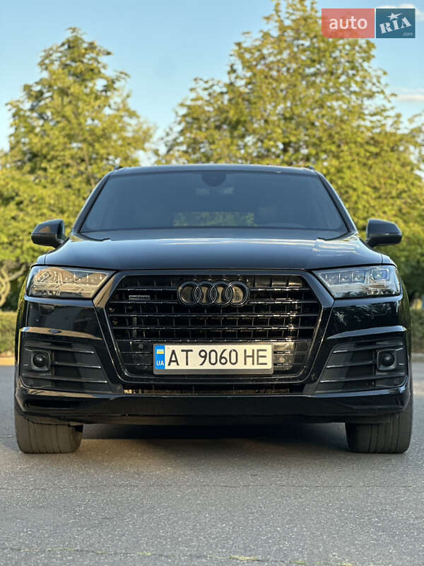 Внедорожник / Кроссовер Audi Q7 2015 в Южноукраинске