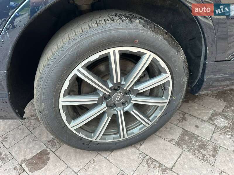 Внедорожник / Кроссовер Audi Q7 2016 в Львове