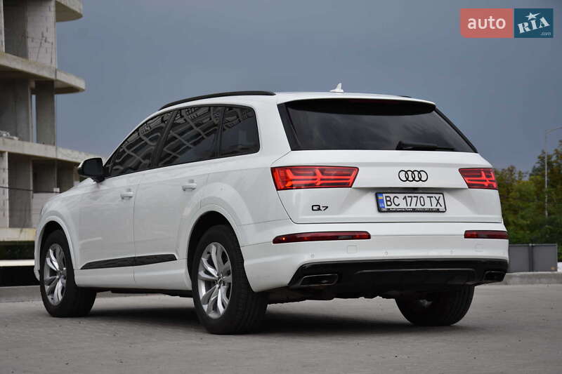 Позашляховик / Кросовер Audi Q7 2019 в Львові