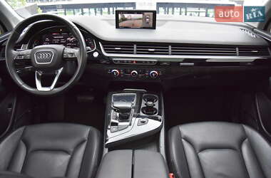 Внедорожник / Кроссовер Audi Q7 2019 в 