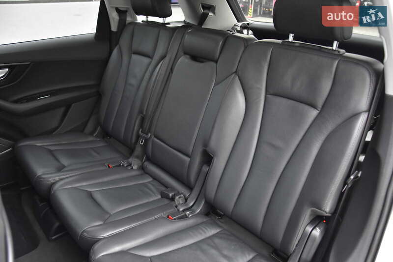 Позашляховик / Кросовер Audi Q7 2019 в Львові