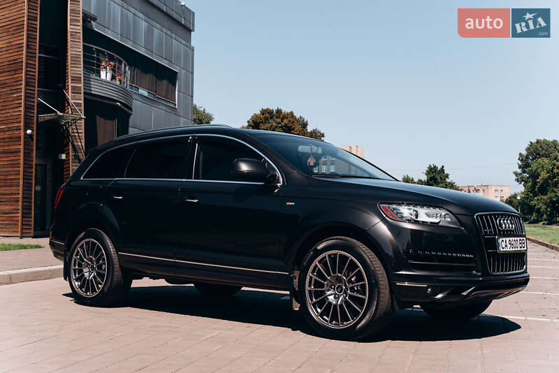 Внедорожник / Кроссовер Audi Q7 2015 в Черкассах