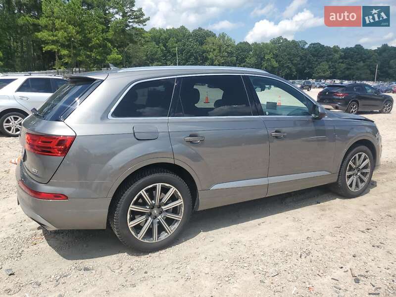 Внедорожник / Кроссовер Audi Q7 2017 в Киеве
