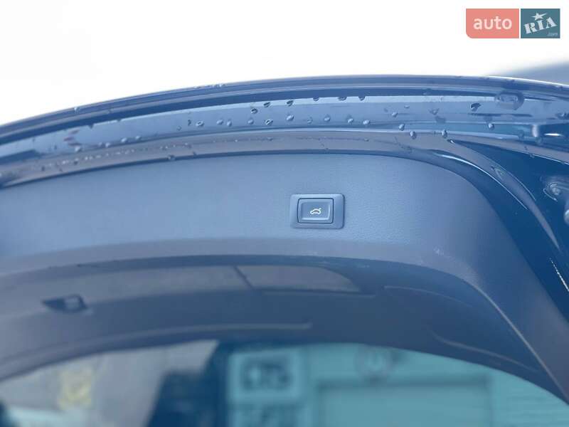 Внедорожник / Кроссовер Audi Q7 2013 в Одессе