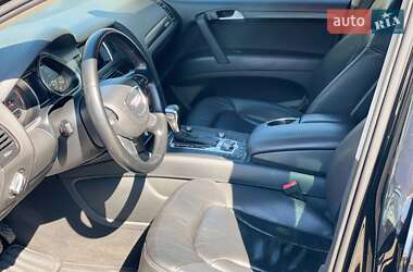 Внедорожник / Кроссовер Audi Q7 2013 в 