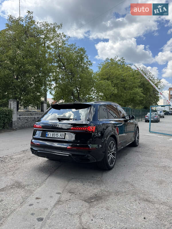 Внедорожник / Кроссовер Audi Q7 2021 в Белой Церкви