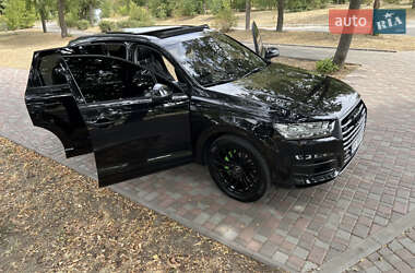 Внедорожник / Кроссовер Audi Q7 2017 в Кропивницком