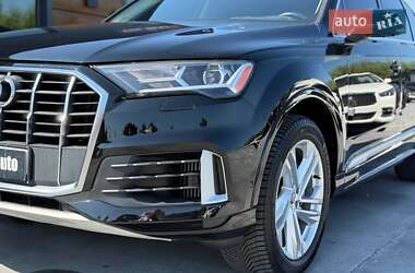 Внедорожник / Кроссовер Audi Q7 2020 в 