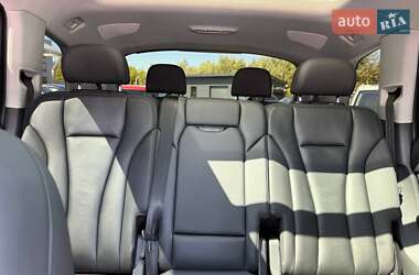 Внедорожник / Кроссовер Audi Q7 2020 в 