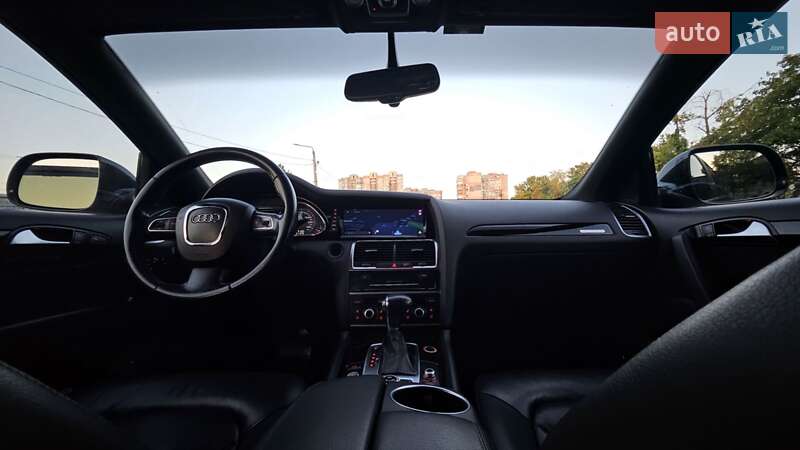 Позашляховик / Кросовер Audi Q7 2013 в Одесі