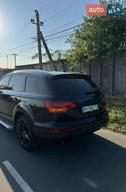 Внедорожник / Кроссовер Audi Q7 2008 в 