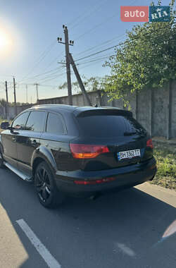Внедорожник / Кроссовер Audi Q7 2008 в 