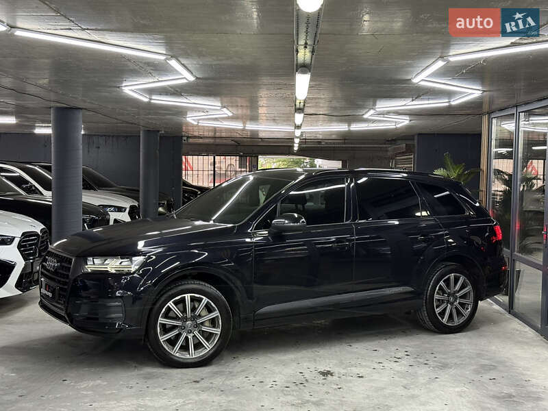 Внедорожник / Кроссовер Audi Q7 2016 в Одессе
