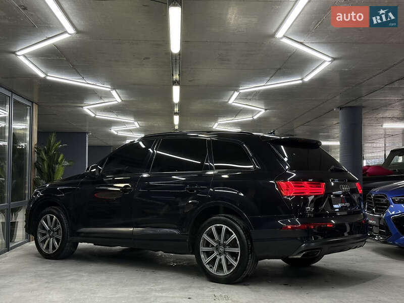 Внедорожник / Кроссовер Audi Q7 2016 в Одессе