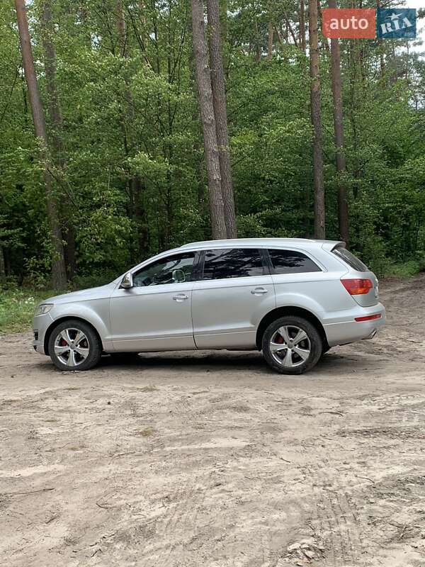 Внедорожник / Кроссовер Audi Q7 2006 в Кременце