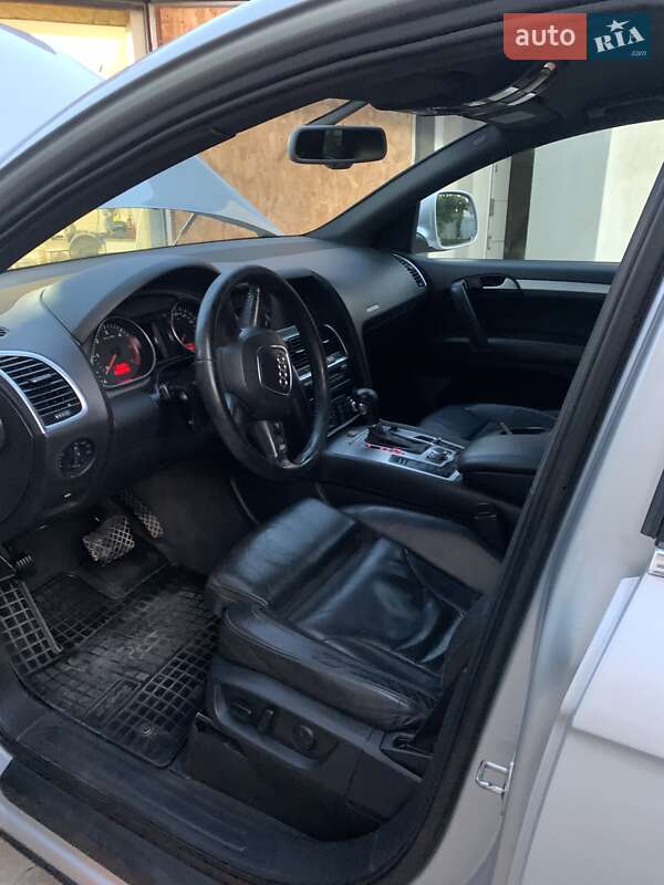 Внедорожник / Кроссовер Audi Q7 2006 в Кременце