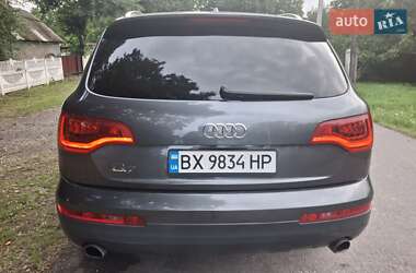 Внедорожник / Кроссовер Audi Q7 2013 в 
