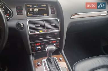 Внедорожник / Кроссовер Audi Q7 2013 в 