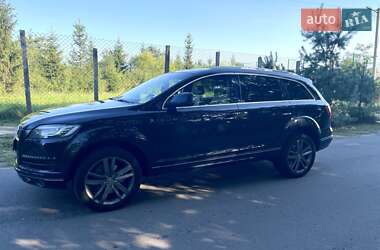 Внедорожник / Кроссовер Audi Q7 2013 в 
