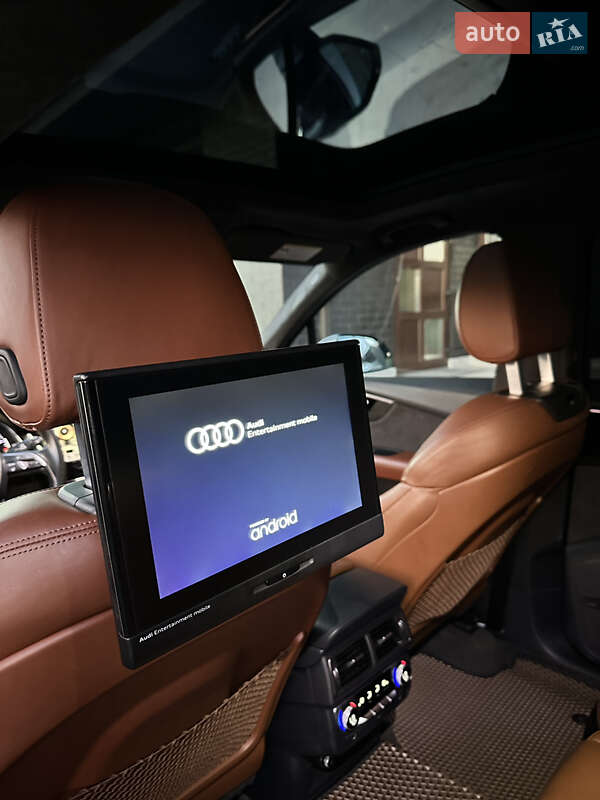Внедорожник / Кроссовер Audi Q7 2017 в Луцке