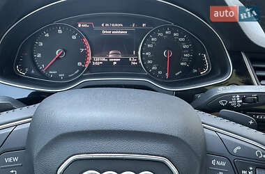 Позашляховик / Кросовер Audi Q7 2017 в 