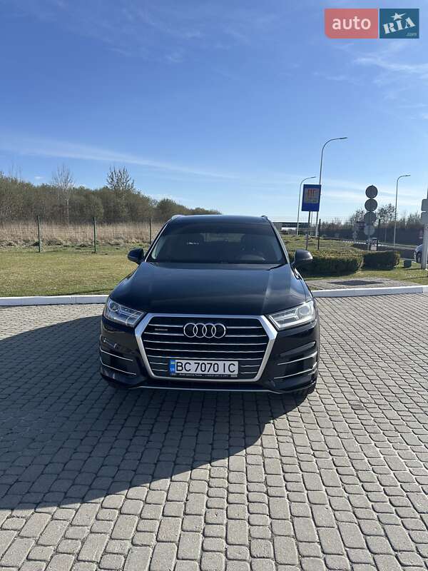 Внедорожник / Кроссовер Audi Q7 2016 в Львове