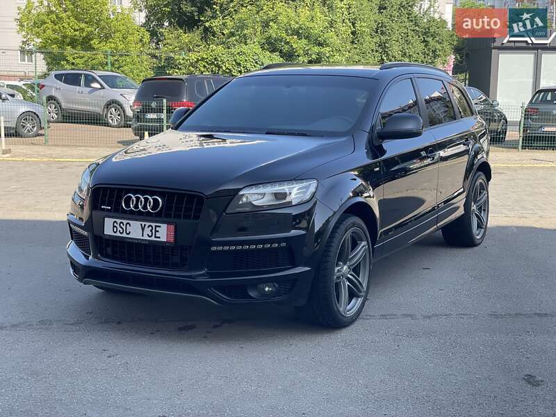 Внедорожник / Кроссовер Audi Q7 2014 в Черновцах