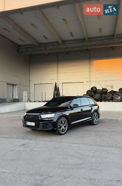 Внедорожник / Кроссовер Audi Q7 2016 в Ровно