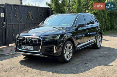 Внедорожник / Кроссовер Audi Q7 2021 в Киеве
