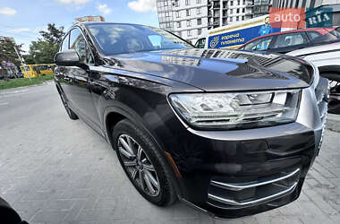 Внедорожник / Кроссовер Audi Q7 2019 в 