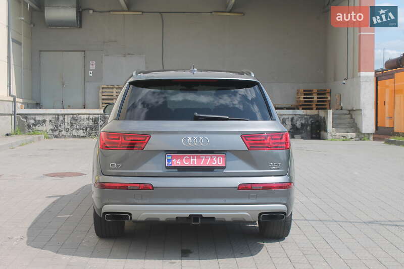 Внедорожник / Кроссовер Audi Q7 2017 в Львове