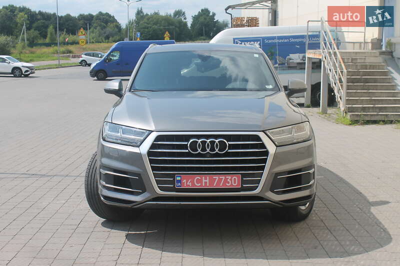Внедорожник / Кроссовер Audi Q7 2017 в Львове