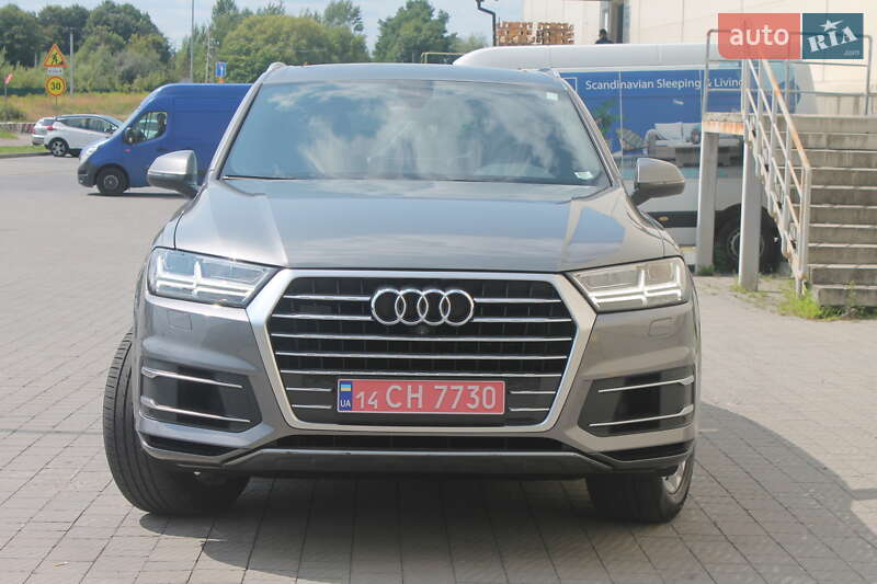 Внедорожник / Кроссовер Audi Q7 2017 в Львове