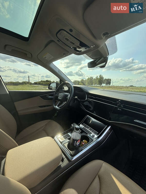 Внедорожник / Кроссовер Audi Q7 2019 в Сумах