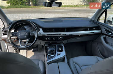 Внедорожник / Кроссовер Audi Q7 2018 в 