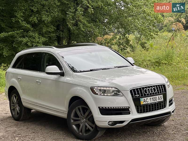 Позашляховик / Кросовер Audi Q7 2012 в Луцьку