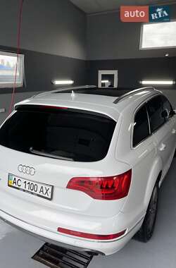 Внедорожник / Кроссовер Audi Q7 2012 в 