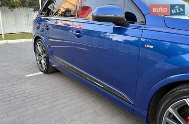 Внедорожник / Кроссовер Audi Q7 2016 в Харькове