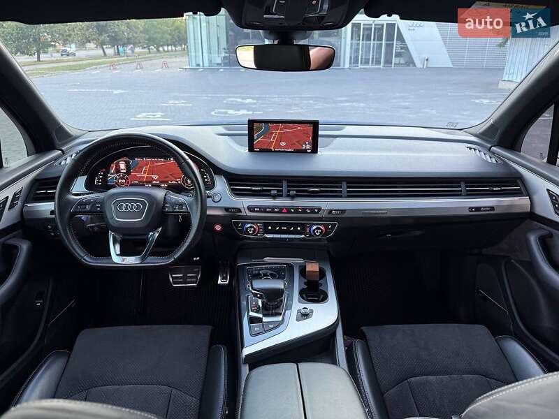 Внедорожник / Кроссовер Audi Q7 2016 в Харькове