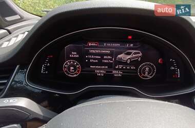 Внедорожник / Кроссовер Audi Q7 2016 в 