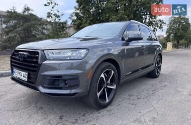 Внедорожник / Кроссовер Audi Q7 2018 в 
