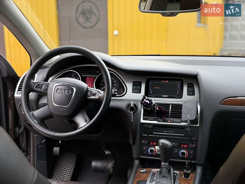 Audi Q7 2010