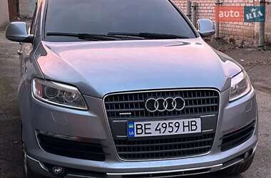 Позашляховик / Кросовер Audi Q7 2006 в 