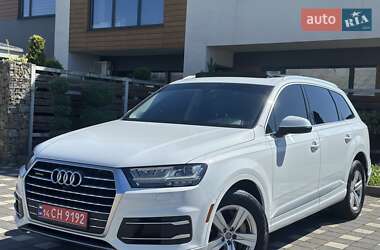 Внедорожник / Кроссовер Audi Q7 2018 в 