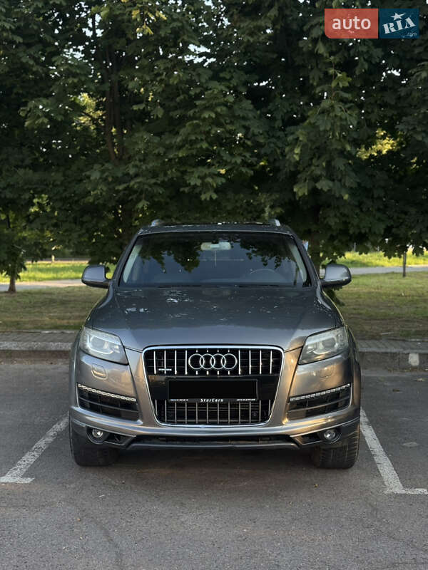 Audi Q7 2014